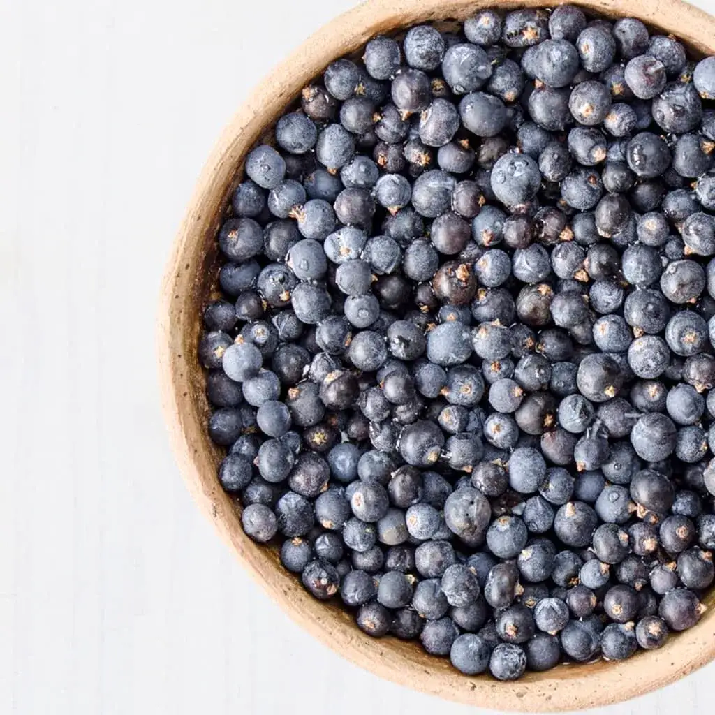 Zdjęcie Jałowiec przyprawa do czego - odkryj jego wyjątkowe zastosowania w kuchni