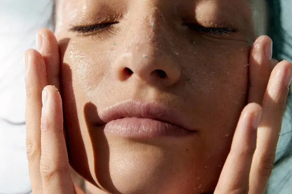 Zdjęcie Najlepsze maści na niedoskonałości twarzy – skuteczne składniki i porady