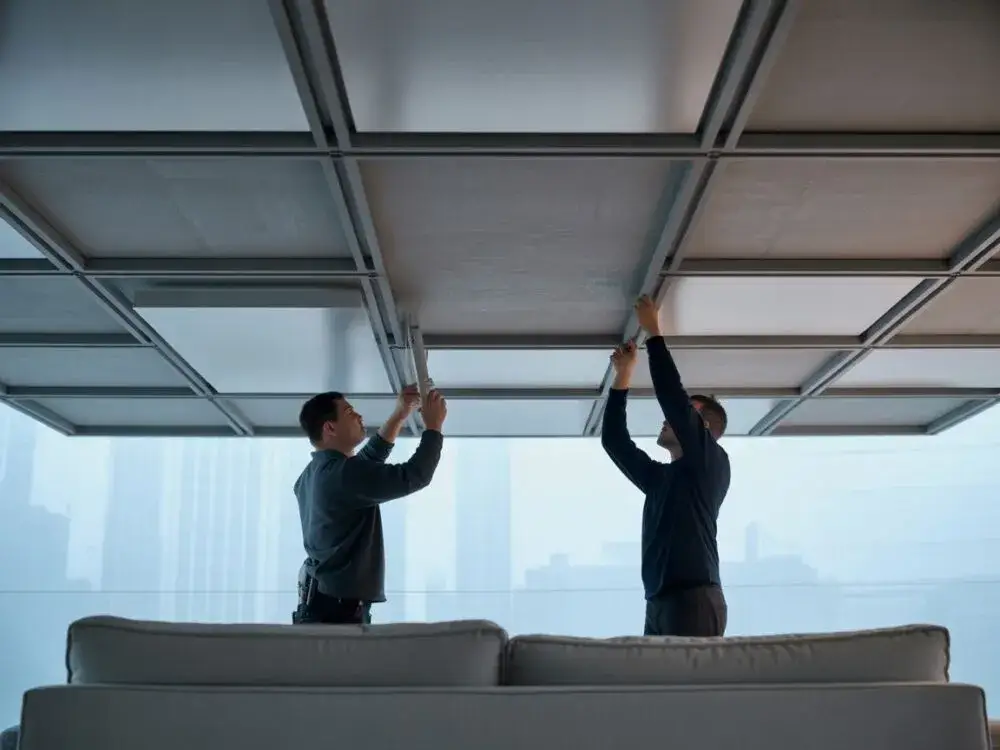 Zdjęcie Jak zrobić sufit w salonie: Krok po kroku dla każdego