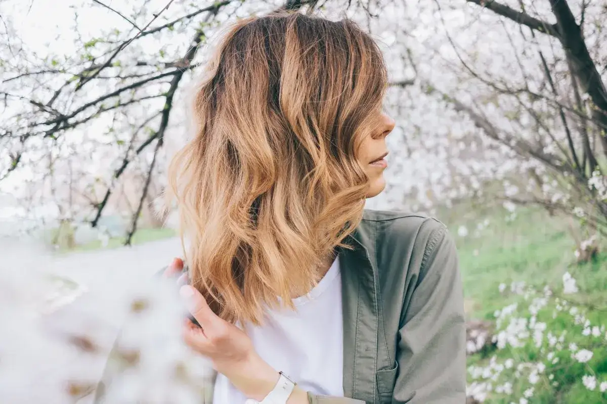 Zdjęcie Frisuren für dünnes Haar: Mehr Volumen &amp; Fülle Meine Profi-Tipps