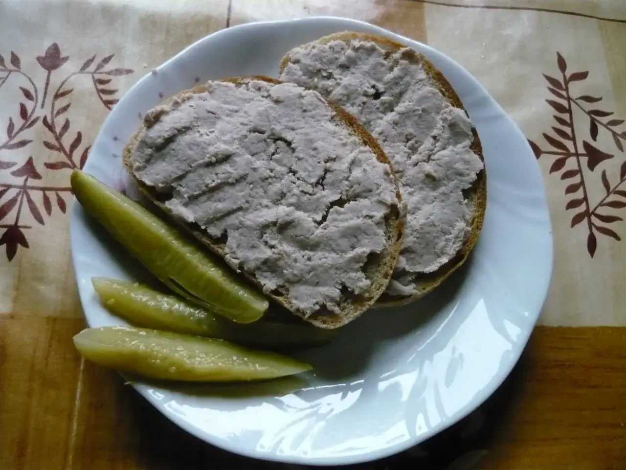 Zdjęcie Pomysły na pyszne dania z gotowanego mięsa wieprzowego, które zaskoczą