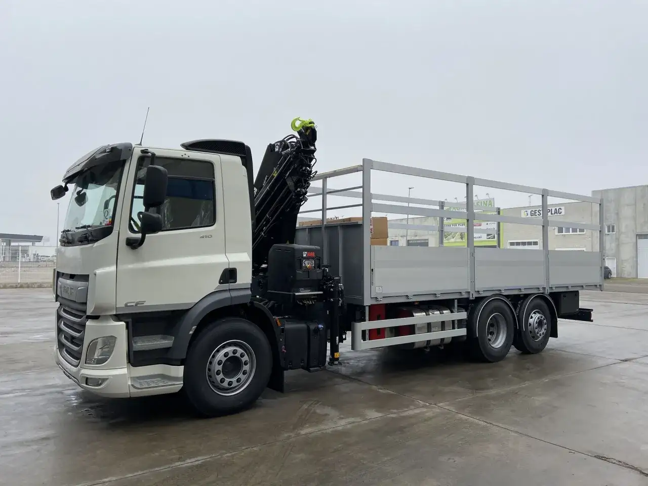 Zdjęcie Carrocerías Consa: Calidad en fabricación de carrocerías y remolques