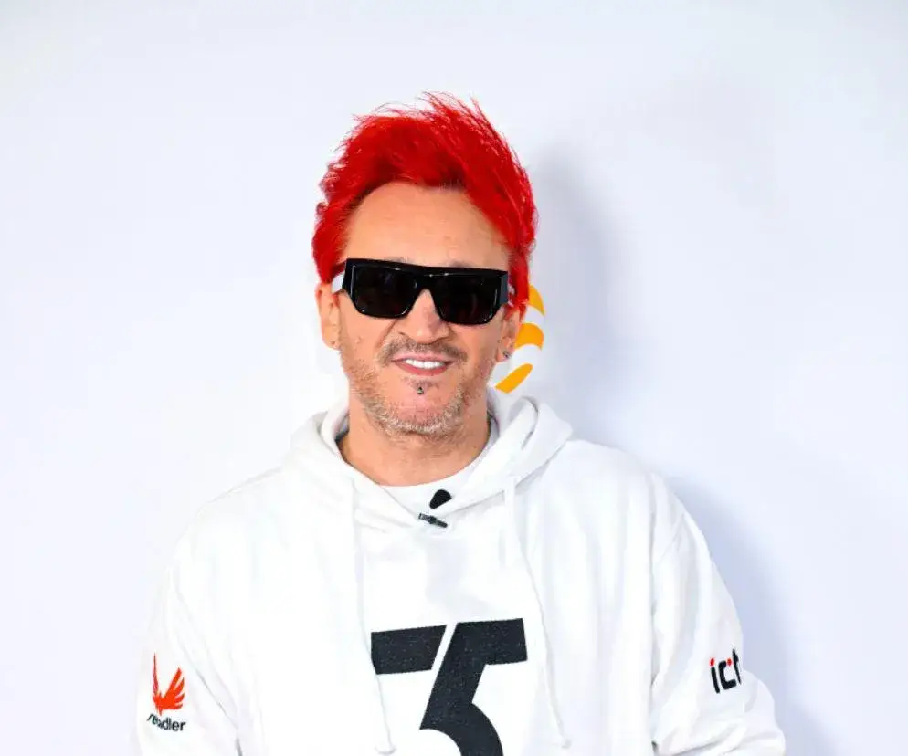 Zdjęcie Ile żon miał Michał Wiśniewski? Szokująca historia małżeństw artysty