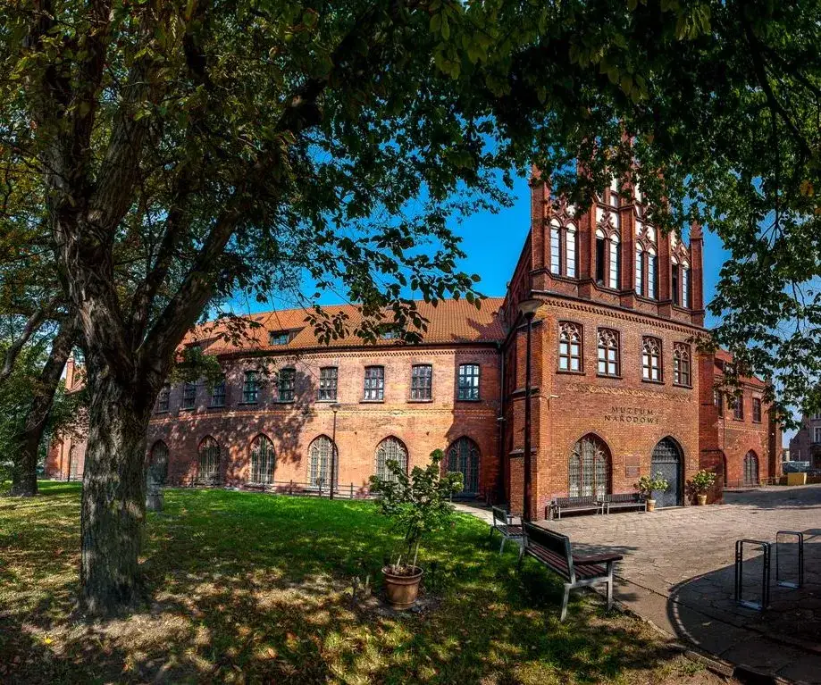 Zdjęcie Muzeum sztuki Gdańsk: Fascynujące wystawy i ukryte skarby kultury