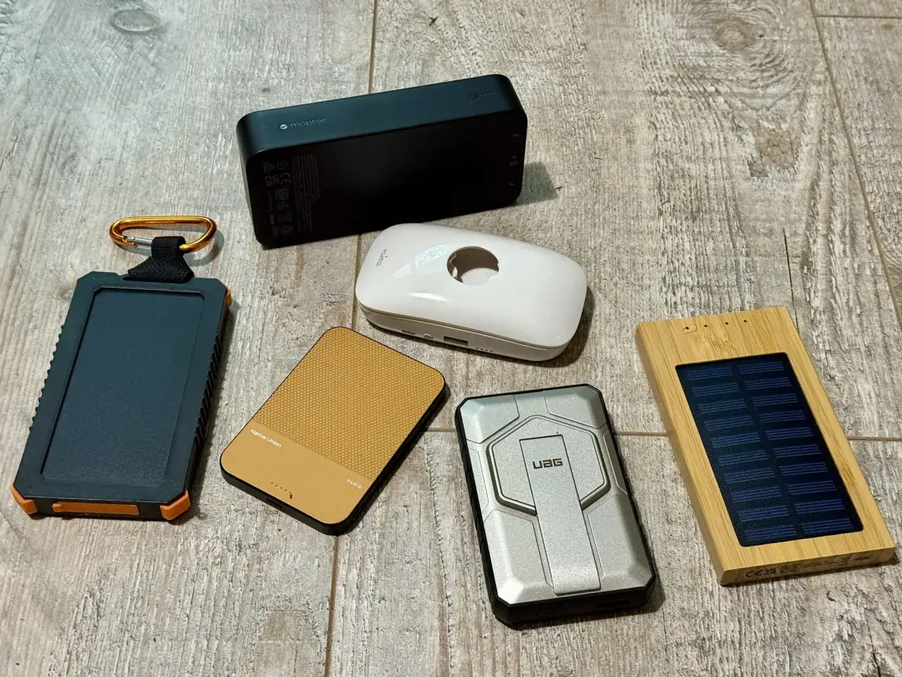 Zdjęcie Czy można przewozić powerbank w bagażu podręcznym? Sprawdź zasady i limity