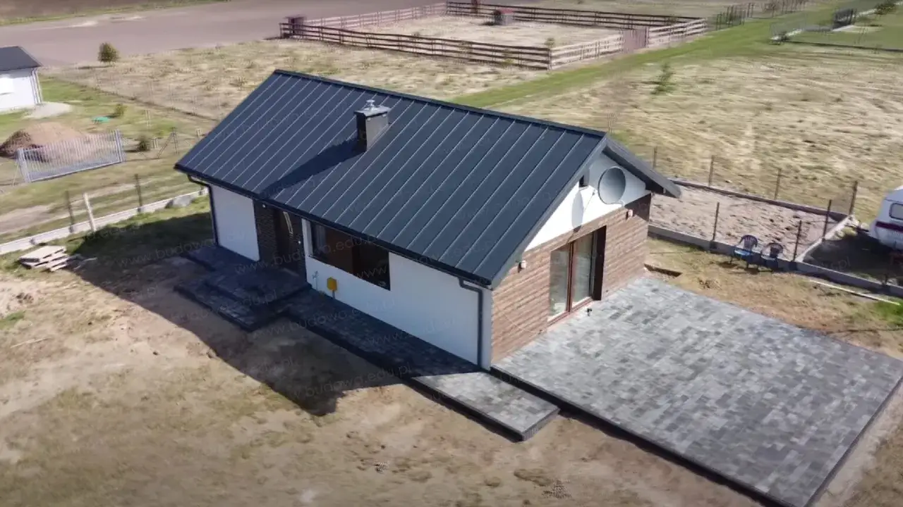 Zdjęcie Ile kosztuje dom 70 m bez pozwolenia? Ceny i konsekwencje