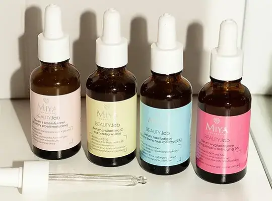 Zdjęcie Serum wygładzające Miya – skuteczna pielęgnacja przeciwzmarszczkowa