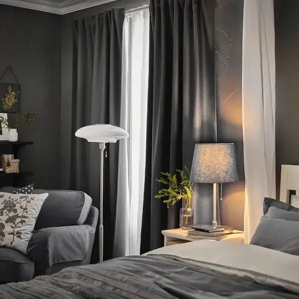 Zdjęcie Szara sypialnia: 10 dodatków, które stworzą przytulną aranżację