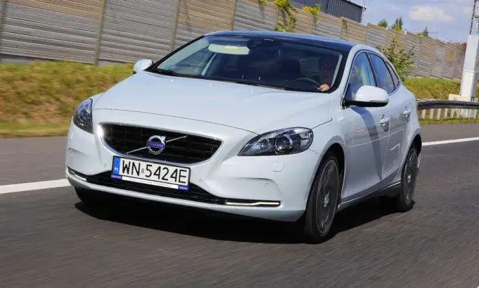 Zdjęcie Volvo V40 jaki silnik wybrać, aby uniknąć wysokich kosztów eksploatacji?
