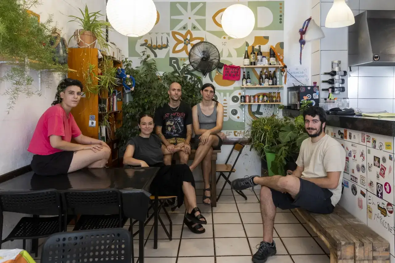 Zdjęcie La Mandr&aacute;gora Valencia: el espacio vegano que redefine el precio