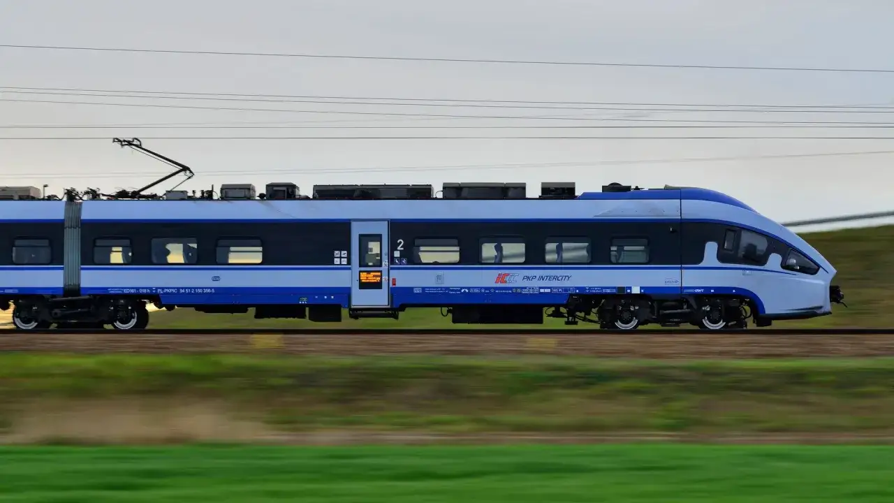 Zdjęcie Jaki bilet dla 5 latka PKP? Sprawdź zniżki i opcje podróży