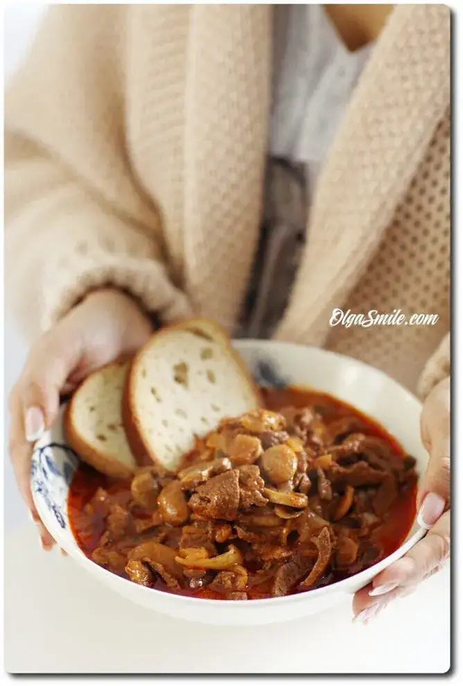 Zdjęcie Idealna wołowina na strogonowa: sekretne triki mistrzów kuchni