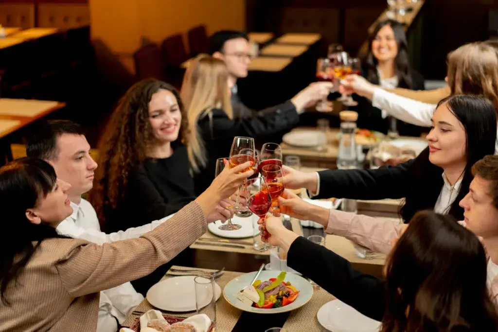 Zdjęcie Pomysły na urodziny dla dorosłych: 7 niezapomnianych imprez