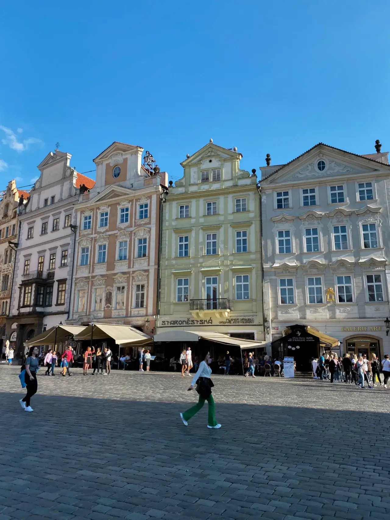 Zdjęcie Najlepsza trasa do Pragi: uniknij kosztownych błędów w podróży