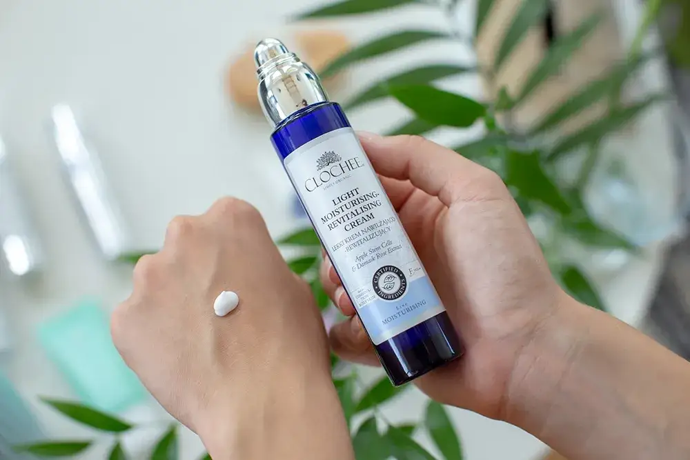 Zdjęcie Kremy do cery suchej z wypryskami, które nie podrażniają skóry