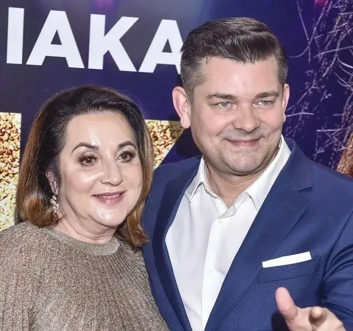 Zdjęcie Żona Zenka Martyniuka ma 56 lat – zaskakujące fakty o Danucie Martyniuk.