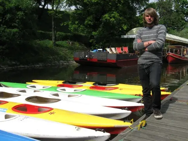 Zdjęcie Czy można pływać kajakiem po Odrze? Bezpieczeństwo i wypożyczalnie