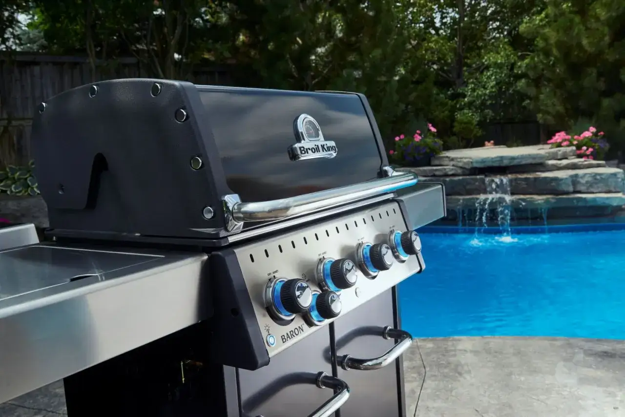 Zdjęcie Grill gazowy jaki wybrać - uniknij najczęstszych błędów przy wyborze