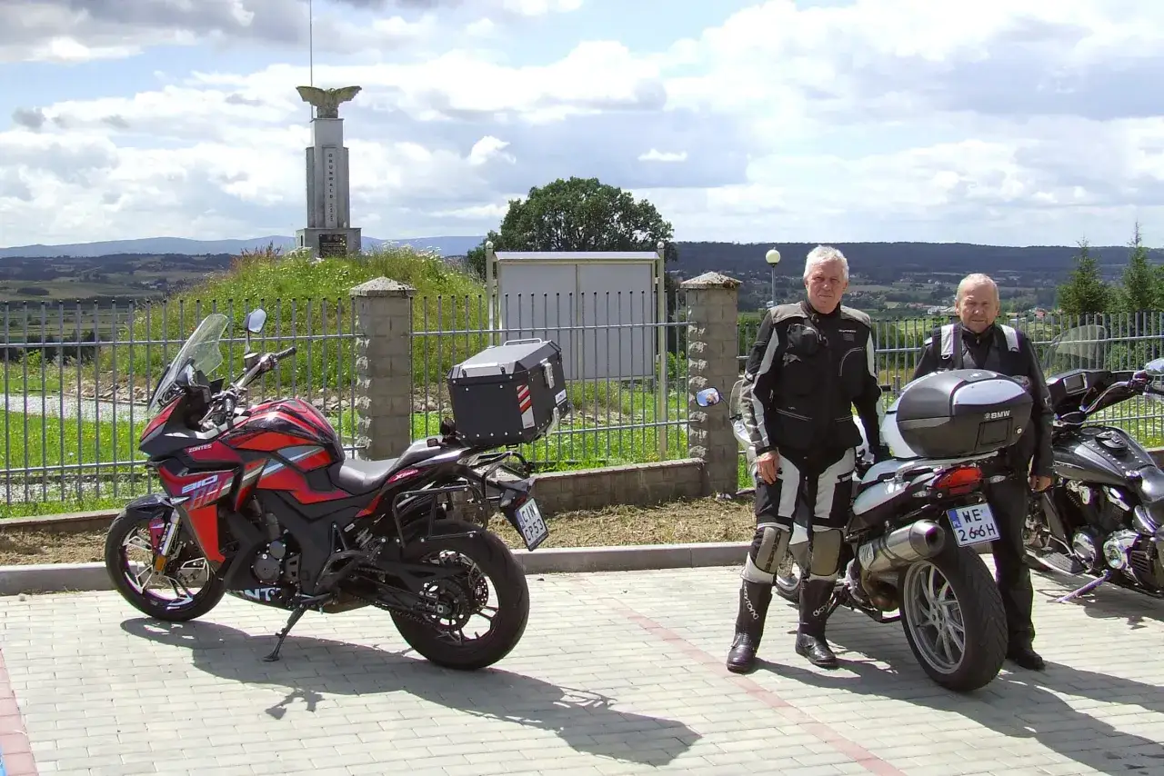 Zdjęcie Najlepsze trasy motocyklowe w Podkarpaciu – odkryj ukryte skarby