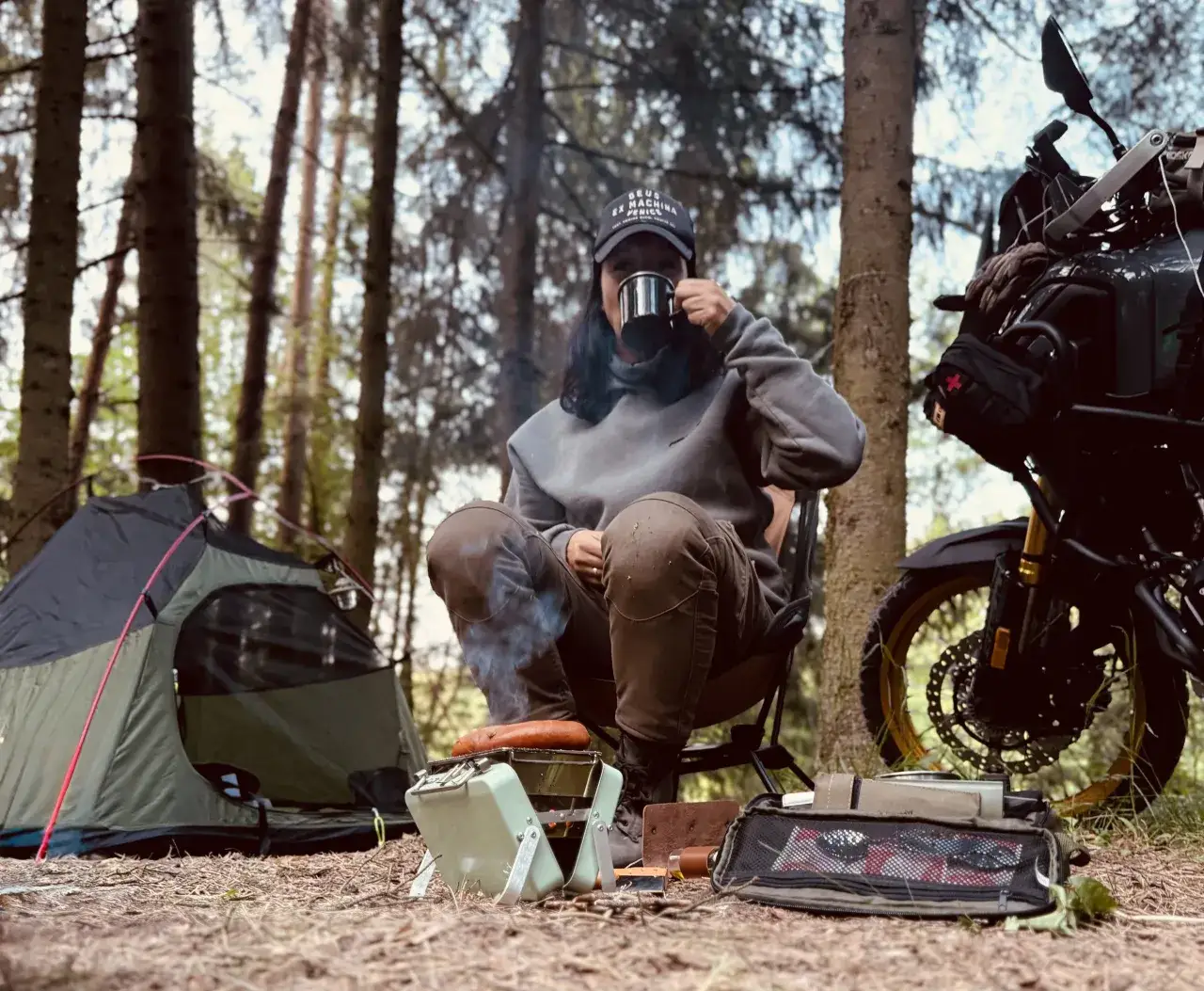 Zdjęcie Co zabrać na wyprawę motocyklową? Kluczowe elementy, które musisz mieć