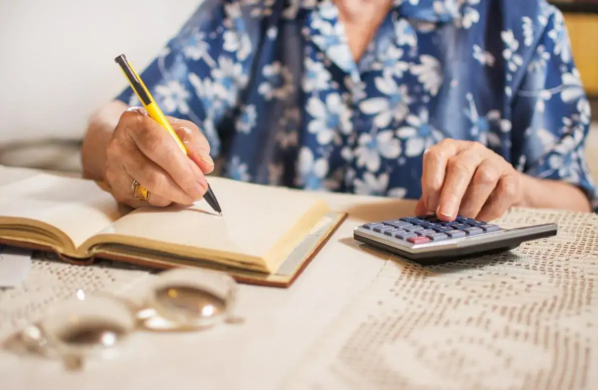 Zdjęcie Kiedy złożyć wniosek emerytalny? Poznaj najkorzystniejszy termin
