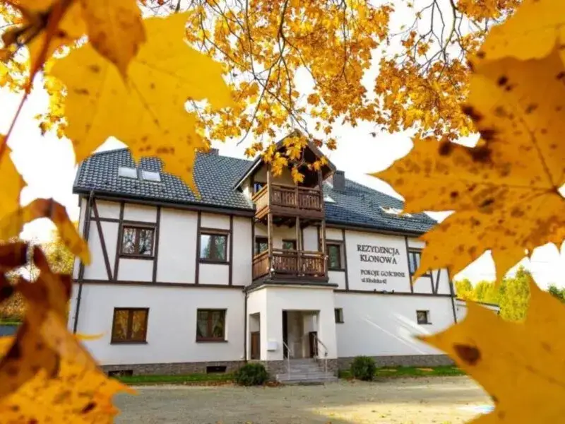 Zdjęcie Gdzie najlepiej nocleg w Górach Stołowych? Odkryj komfort i przyrodę