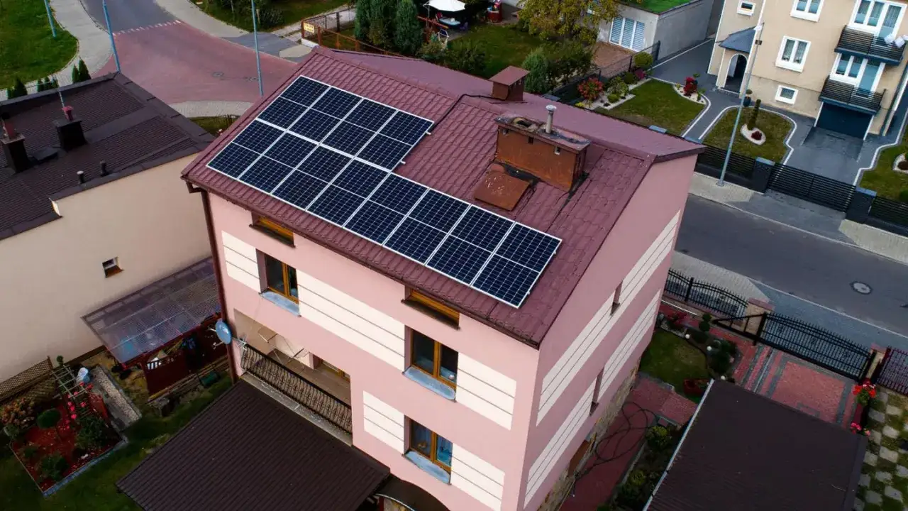 Zdjęcie Schemat elektrowni słonecznej: jak działa system i jego elementy