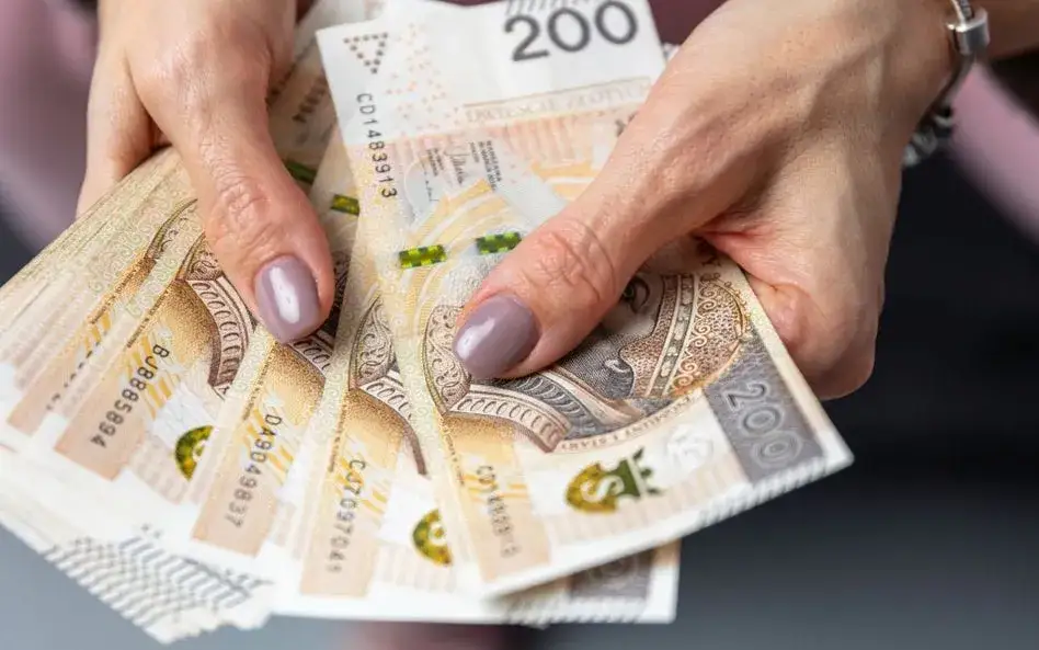 Zdjęcie Ustalone prawo do emerytury – co to znaczy i jak je uzyskać?