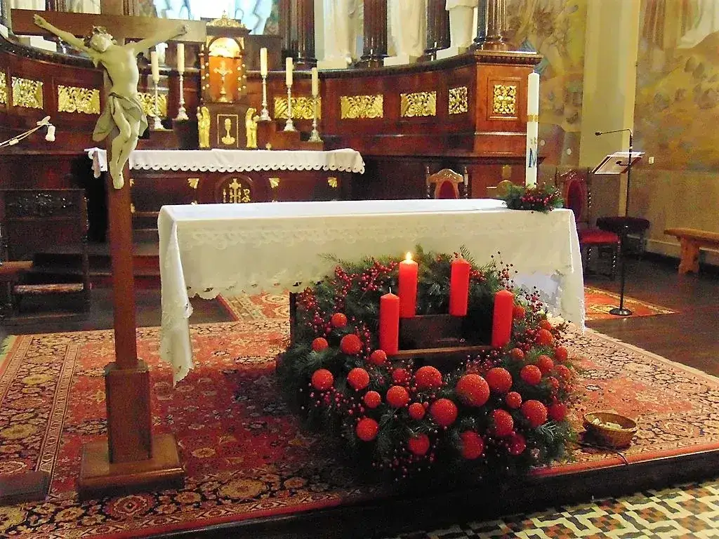 Zdjęcie Jak udekorować kościół na adwent, aby wzbudzić nadzieję i radość