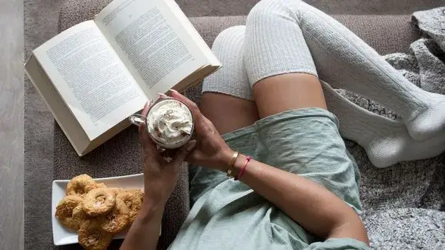 Zdjęcie Co zamiast rajstop? Odkryj wygodne i stylowe alternatywy