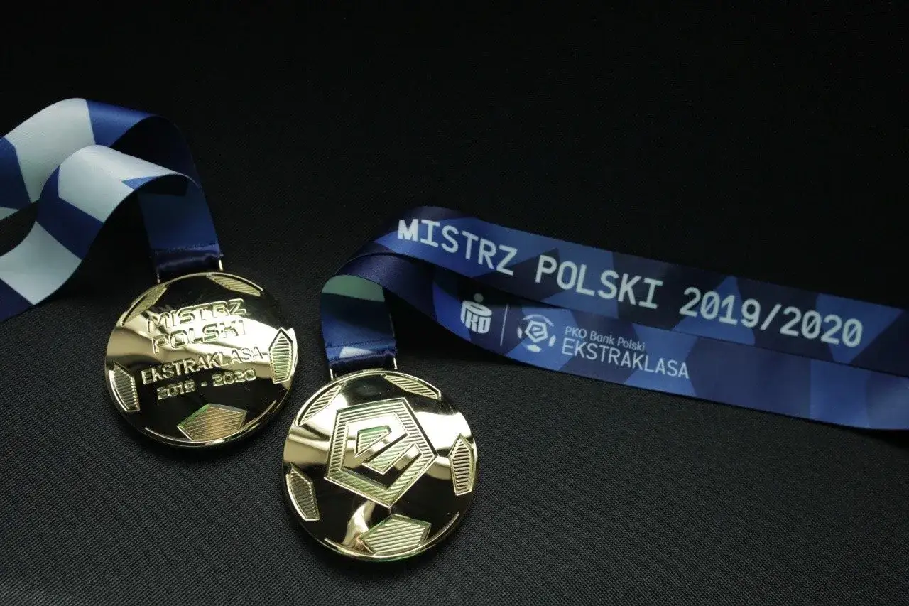 Zdjęcie Ile jest kolejek w Ekstraklasie? Zaskakujące fakty o sezonie!