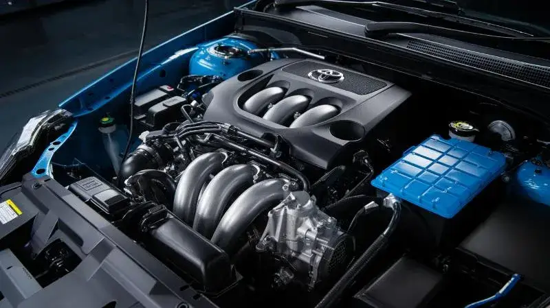 Zdjęcie Jaki silnik benzynowy wybrać? Odkryj najlepsze modele i porady