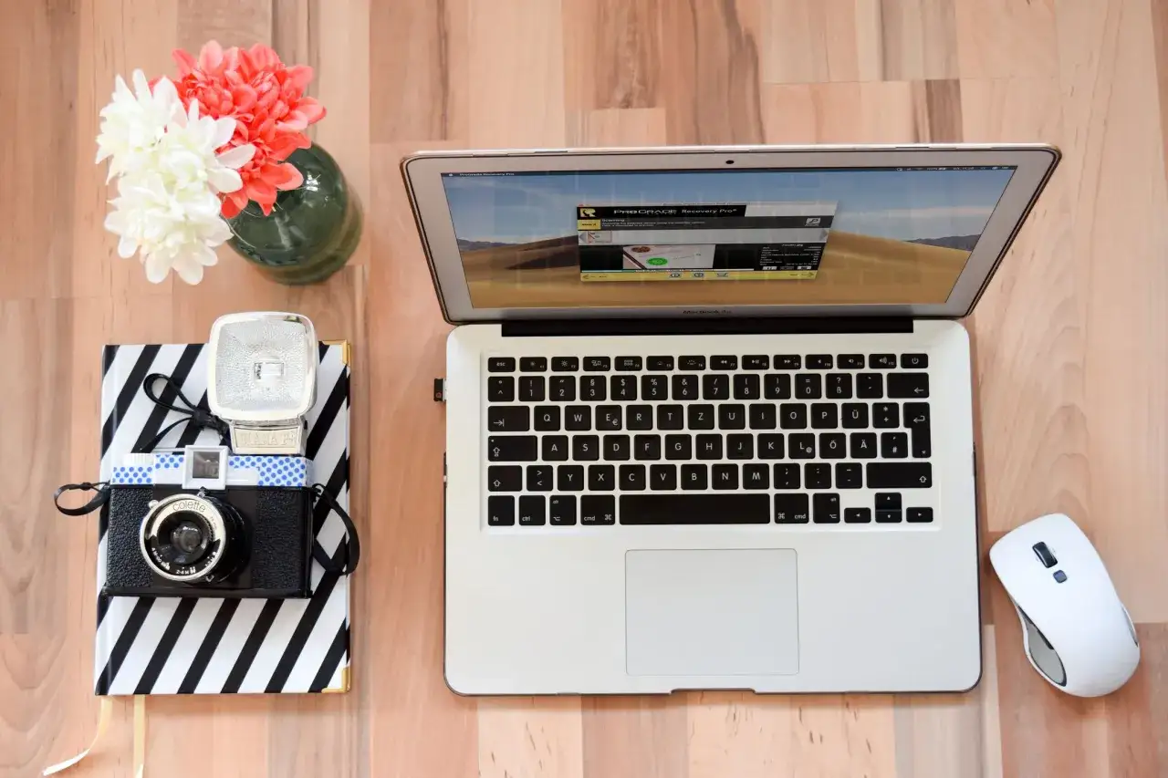 Zdjęcie Jak przesłać zdjęcia z aparatu na komputer bez problemów i łatwo