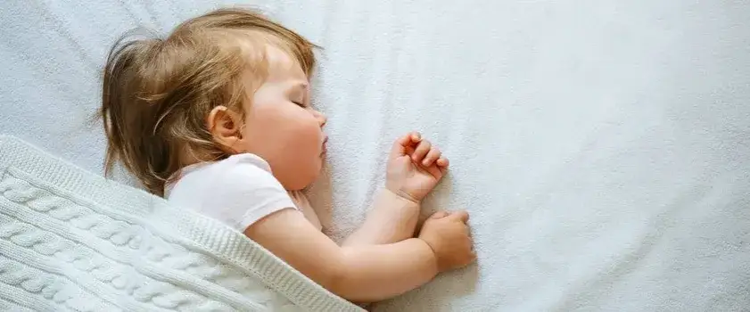 Zdjęcie Do kiedy dziecko ma drzemki? Kluczowe znaki, że czas na zmiany