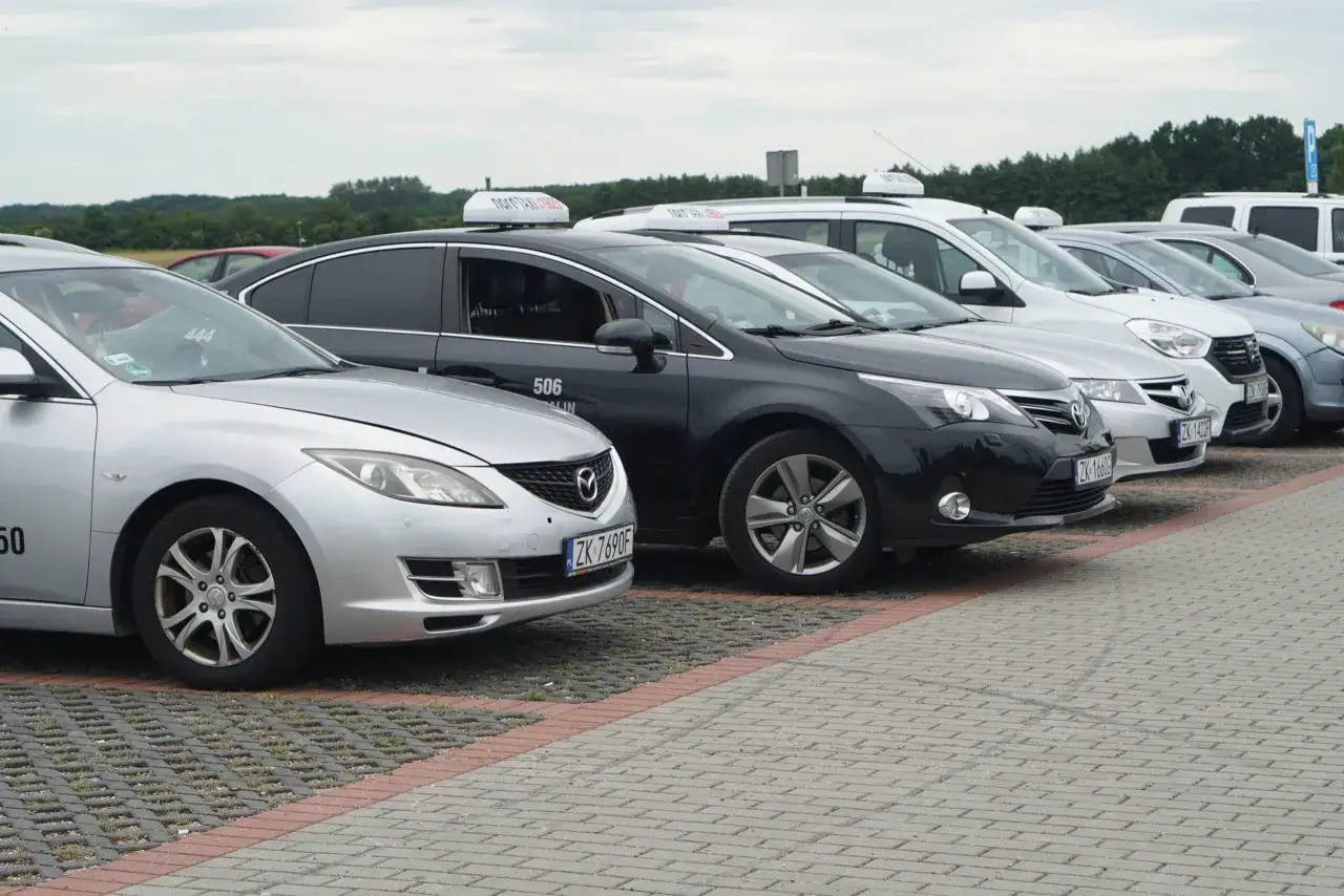 Zdjęcie Ile kosztuje taxi z Kołobrzegu do Ustronia Morskiego? Sprawdź ceny!