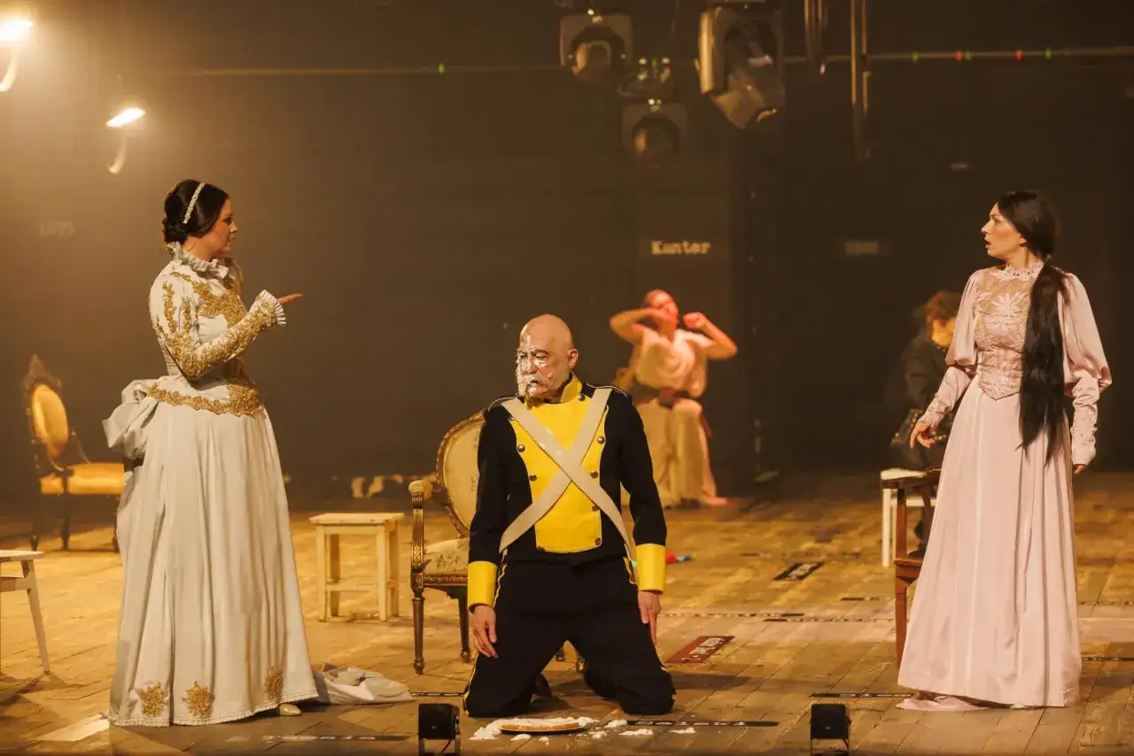 Zdjęcie Agata Duda-Gracz spektakle - odkryj jej niezapomniane przedstawienia teatralne