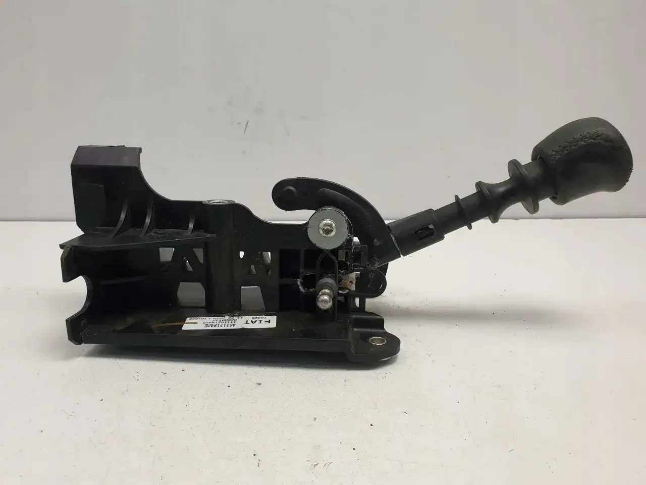 Zdjęcie Fiat Doblo gdzie jest lewarek? Sprawdź lokalizację i uniknij problemów z naprawą