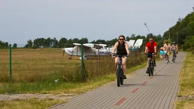 Zdjęcie Trasa rowerowa Puck Hel - piękna i bezpieczna przygoda na dwóch kółkach
