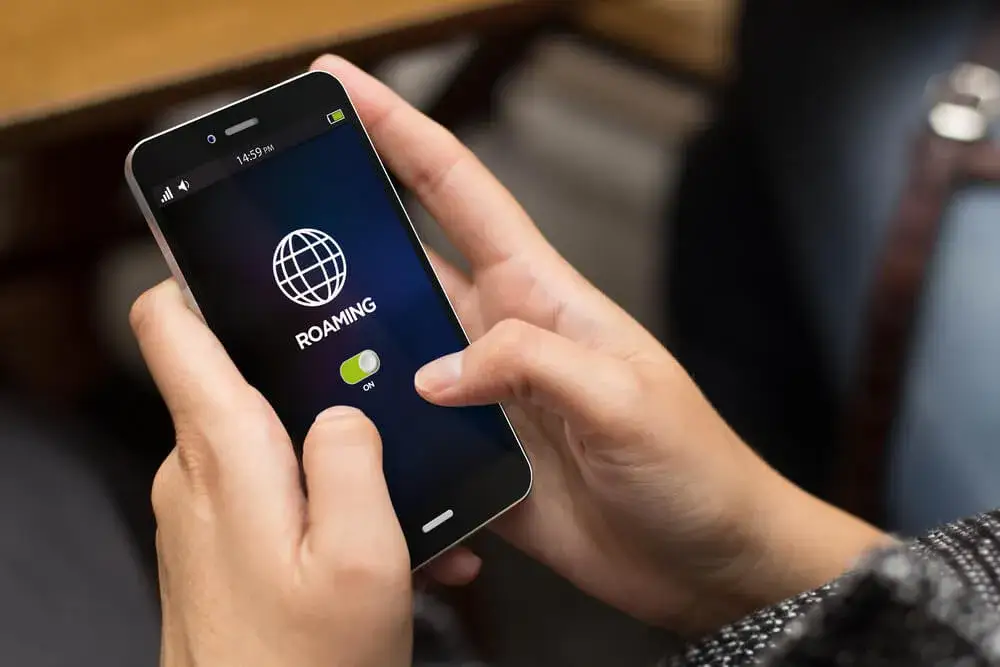 Zdjęcie Co to jest roaming krajowy i jak obniża koszty korzystania z sieci