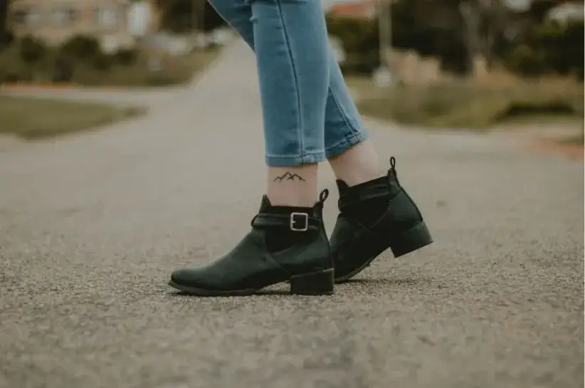 Zdjęcie Jakie buty zimowe dla niskiej dziewczyny, które optycznie wydłużą nogi