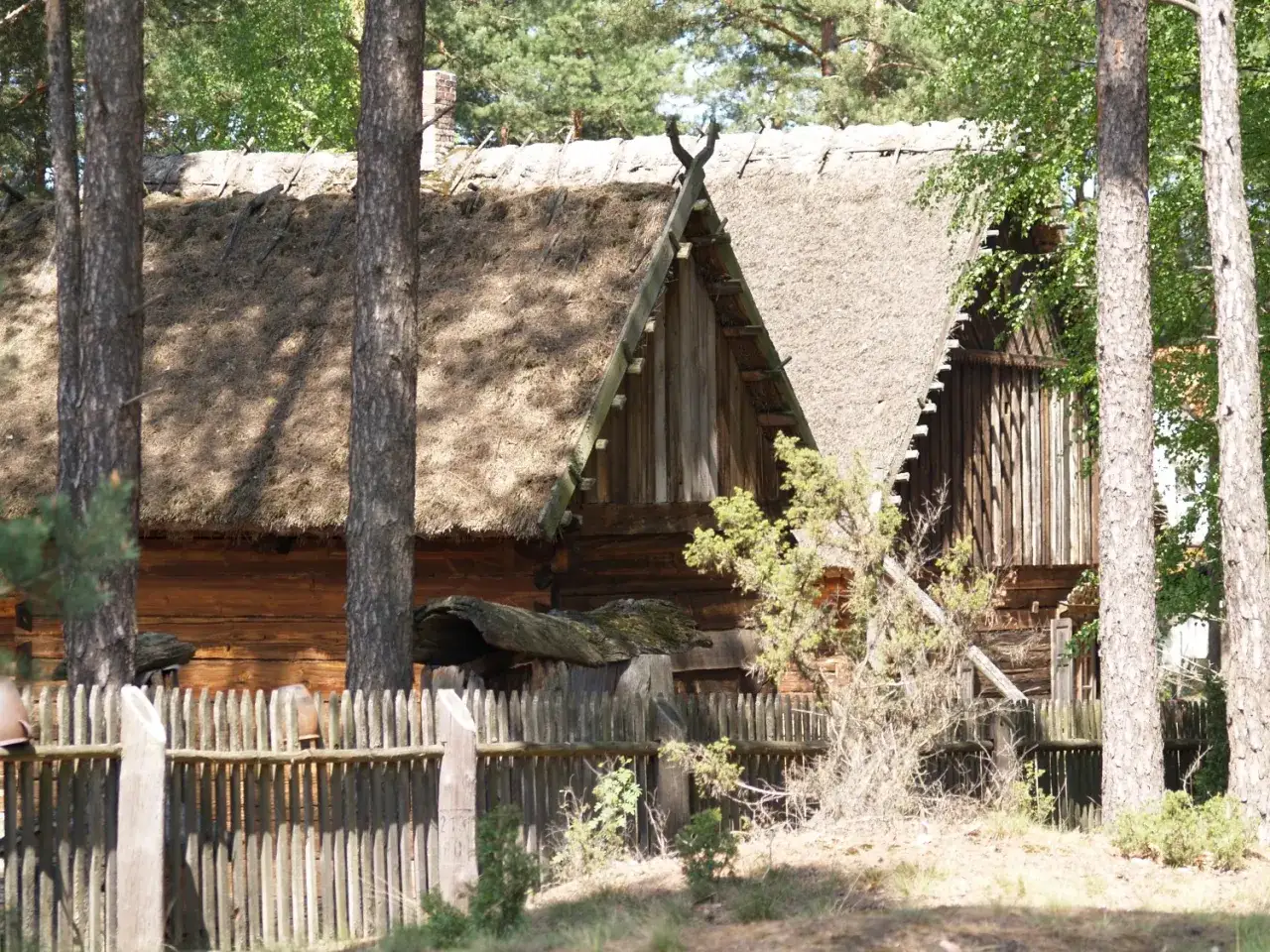 Zdjęcie Skansen Kurpiowski w Kadzidle – odkryj fascynującą kulturę Kurpiów