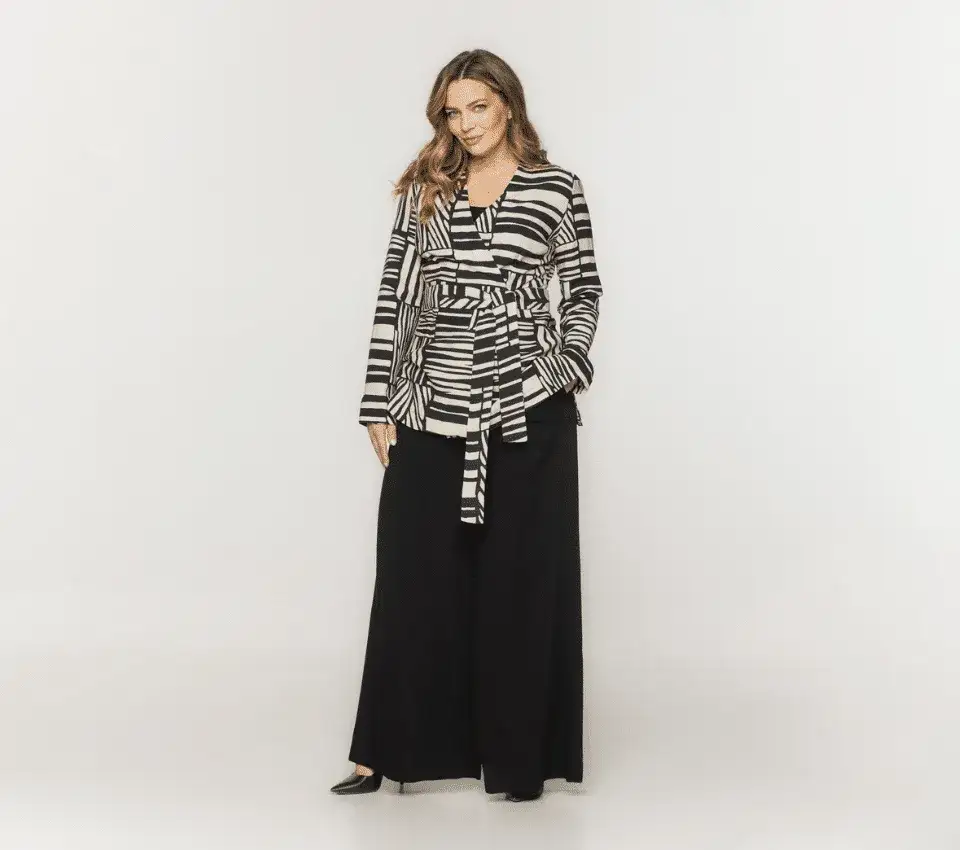 Zdjęcie Spodnie palazzo dla kogo? Odkryj, jak podkreślić swoją sylwetkę