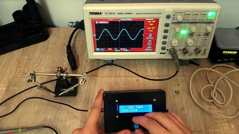 Zdjęcie Jak zbudować własny generator funkcyjny Arduino: kompletny poradnik DIY