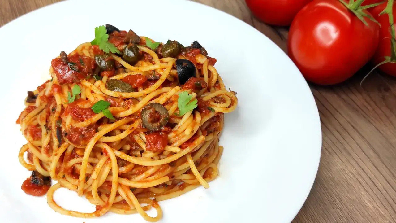 Zdjęcie Proste spaghetti z chili, które zachwyci Twoje podniebienie w 30 minut