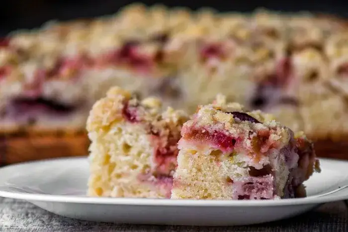 Zdjęcie Ile kalorii ma ciasto drożdżowe? Sprawdź, co wpływa na kaloryczność