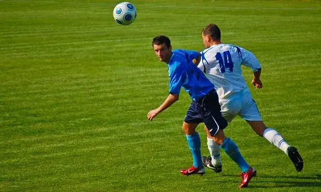 Zdjęcie Ile zarabia piłkarz w 5 lidze? Przeszkody i realia półamatorskiego futbolu