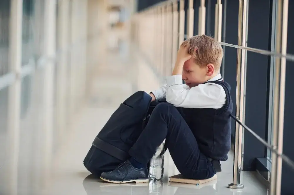 Zdjęcie Jak postępować z dzieckiem z fobią szkolną – praktyczne porady i wsparcie