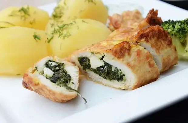 Zdjęcie Obiad zaręczynowy co ugotować: wyjątkowe przepisy i organizacja przyjęcia