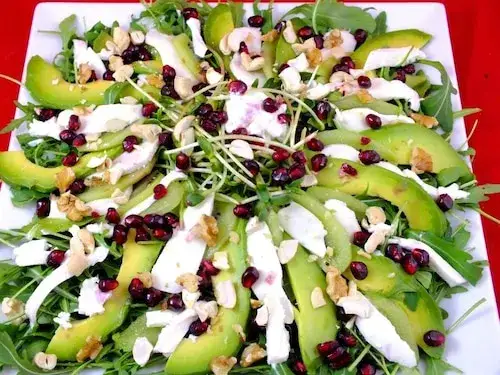 Zdjęcie Czym zastąpić granat w sałatce? Odkryj pyszne alternatywy