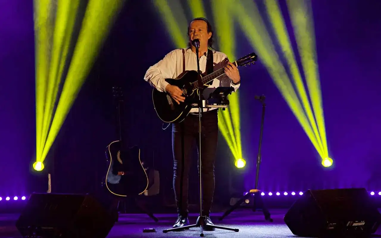 Zdjęcie Wsiąść do pociągu byle jakiego – historia i emocje Czerwonych Gitar